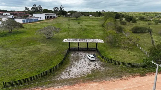 Fazenda/Sítio com 7 Quartos à venda, 7000000m² no , Bom Jesus