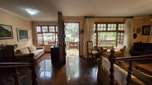 Sobrado com 4 Quartos à venda, 254m² no Vila Madalena, São Paulo