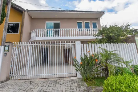Sobrado com 3 Quartos à venda, 190m² no Boneca do Iguaçu, São José dos Pinhais