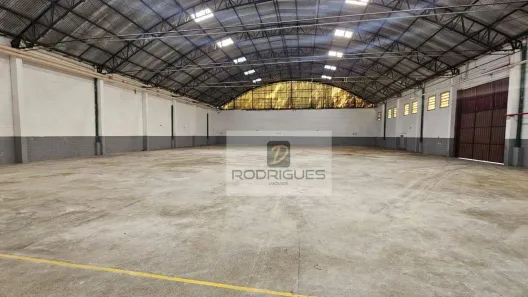 Galpão/Depósito/Armazém para alugar, 2000m² no Conceição, Diadema