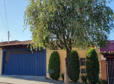Casa com 3 Quartos à venda, 139m² no Cidade Jardim, São Carlos