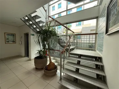 Prédio Comercial para alugar, 922m² no Pinheiros, São Paulo