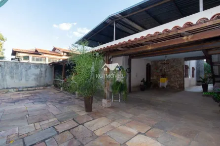 Casa com 2 Quartos à venda, 310m² no Diamante (Barreiro), Belo Horizonte