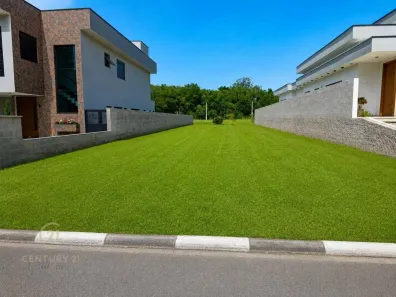 Lote/Terreno à venda, 648m² no Fazenda Palao (Alpes de Guararema), Guararema