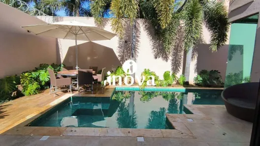 Casa com 3 Quartos à venda, 300m² no Jardim do Lago, Uberaba