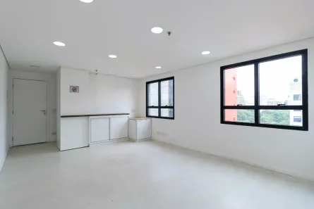 Sala Comercial à venda, 41m² no Liberdade, São Paulo