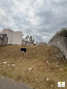 Lote/Terreno à venda, 360m² no Floresta, Joinville