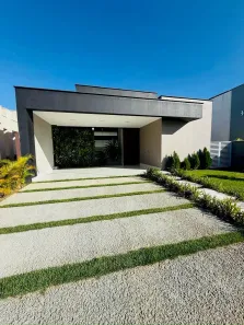 Casa de Condomínio com 4 Quartos para alugar, 202m² no Cajupiranga, Parnamirim