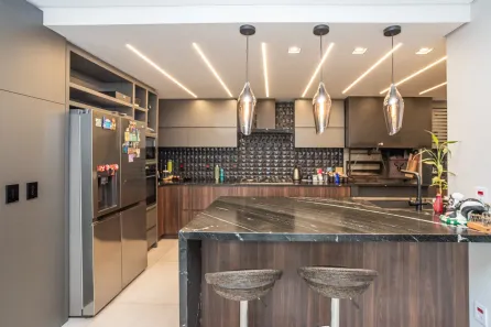 Casa com 3 Quartos à venda, 223m² no Vila Assunção, Porto Alegre