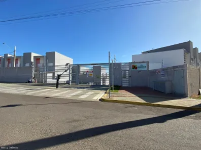 Casa de Condomínio com 2 Quartos à venda, 70m² no Conjunto Habitacional Eme Antonio Pioch Fontolan, Presidente Prudente