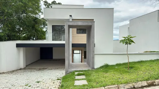 Casa de Condomínio com 4 Quartos à venda, 365m² no Parque Jardim da Serra, Juiz de Fora