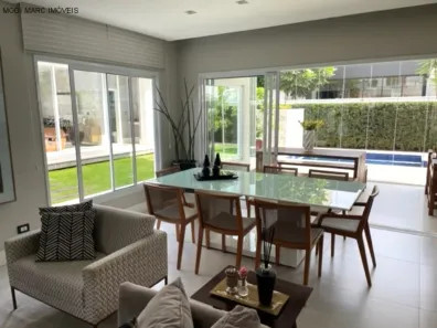 Casa de Condomínio com 3 Quartos à venda, 330m² no Botujuru, Mogi das Cruzes