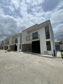Casa de Condomínio com 3 Quartos à venda, 140m² no Buraquinho, Lauro de Freitas