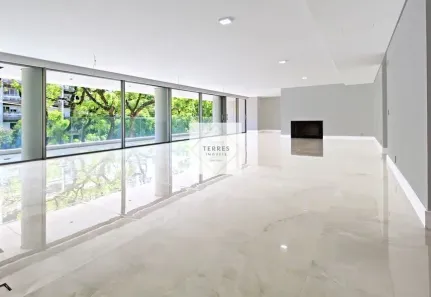 Apartamento com 3 Quartos à venda, 388m² no Moinhos de Vento, Porto Alegre