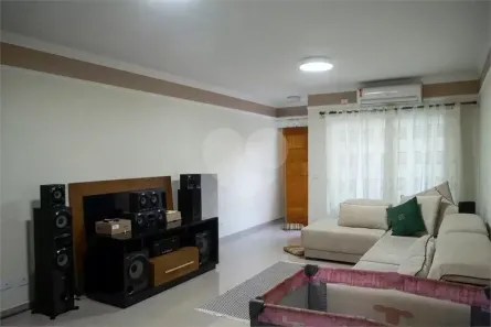 Sobrado com 3 Quartos à venda, 210m² no Vila Ester (Zona Norte), São Paulo