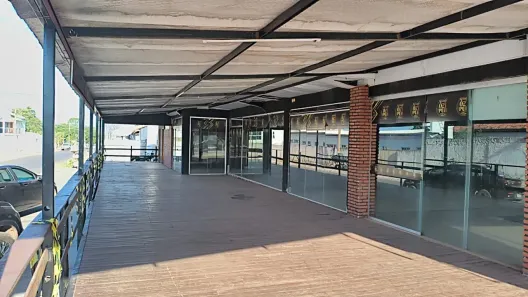 Ponto Comercial para alugar, 830m² no Centro-Sul, Várzea Grande