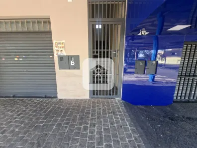 Ponto Comercial para alugar, 80m² no Presidente Roosevelt, Uberlândia