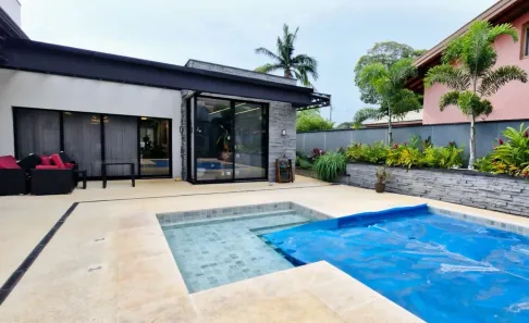 Casa de Condomínio com 4 Quartos à venda, 1000m² no Jardim Tereza Cristina, Jundiaí
