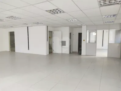 Sala Comercial para alugar, 101m² no República, São Paulo