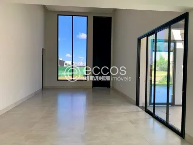 Casa com 4 Quartos à venda, 229m² no Jardim Botânico, Uberlândia