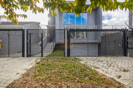 Sobrado com 3 Quartos para alugar, 330m² no Boa Vista, Curitiba