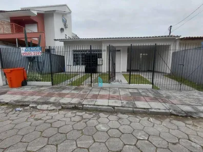 Casa com 4 Quartos à venda, 225m² no Santa Mônica, Florianópolis