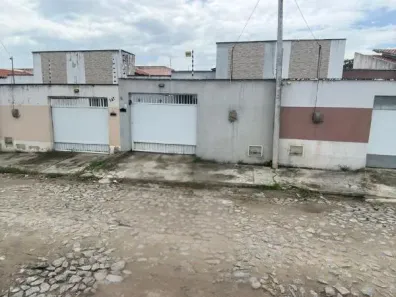 Casa com 2 Quartos à venda, 137m² no Gereraú, Itaitinga
