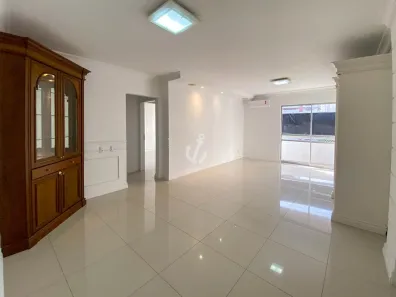 Apartamento com 3 Quartos para alugar, 113m² no Centro, Florianópolis