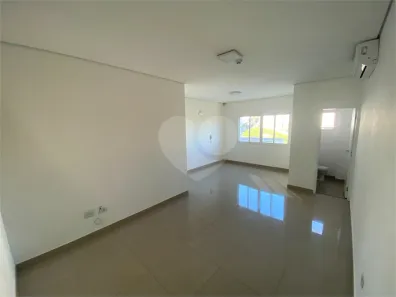 Sala Comercial para alugar, 40m² no Vila Osasco, Osasco