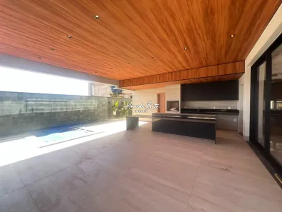 Sobrado com 4 Quartos para alugar, 200m² no Jardins França, Goiânia