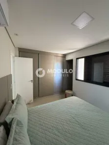 Apartamento com 3 Quartos para alugar, 93m² no Nossa Senhora Aparecida, Uberlândia