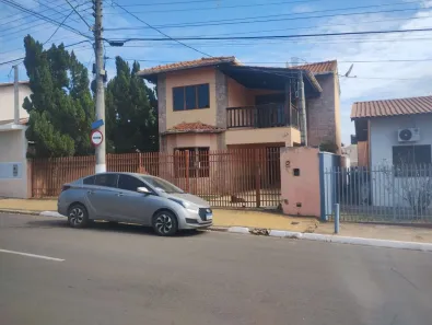 Casa com 3 Quartos à venda, 265m² no Jardim Holanda, Holambra