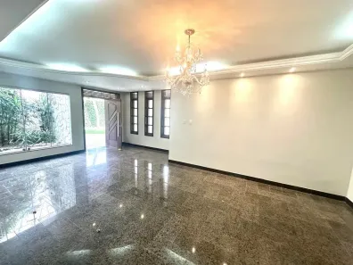 Casa com 7 Quartos à venda, 524m² no Candelária, Natal