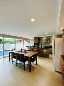 Casa de Condomínio com 4 Quartos à venda, 340m² no Vila Zezé, Jacareí