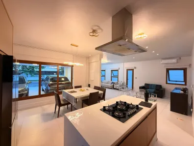 Casa de Condomínio com 4 Quartos à venda, 300m² no Piatã, Salvador