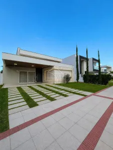 Casa de Condomínio com 4 Quartos à venda, 350m² no Jacuhy, Serra