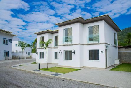 Casa de Condomínio com 3 Quartos à venda, 114m² no Cigarras, São Sebastião