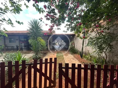 Casa com 3 Quartos à venda, 430m² no , Hidrolândia