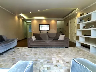 Sobrado com 4 Quartos para alugar, 294m² no Água Fria, São Paulo