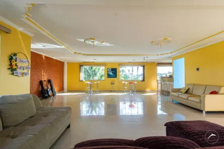 Casa com 4 Quartos à venda, 1000m² no Taguatinga Sul, Brasília