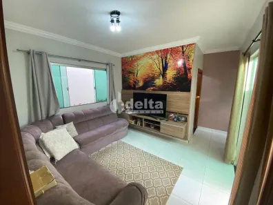 Casa com 4 Quartos para alugar, 220m² no Pampulha, Uberlândia