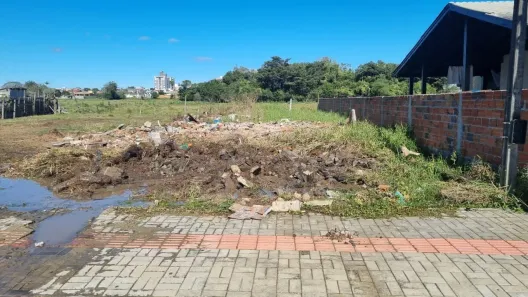 Lote/Terreno à venda, 360m² no Centro, Araranguá