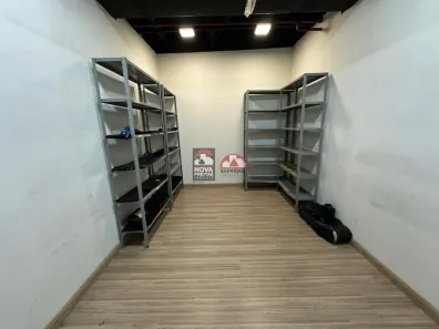 Prédio Comercial para alugar, 155m² no Parque Residencial Aquarius, São José dos Campos