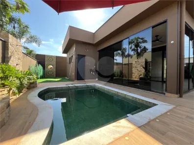 Casa com 3 Quartos para alugar, 198m² no Residencial Terras de Ártemis (Ártemis), Piracicaba