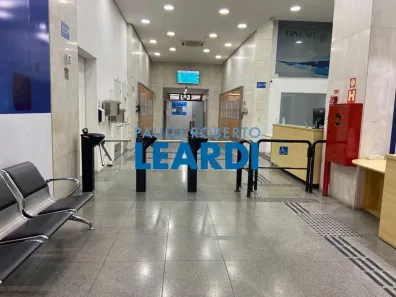Sala Comercial para alugar, 250m² no Liberdade, São Paulo