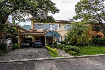 Casa de Condomínio com 4 Quartos à venda, 363m² no Alphaville, Santana de Parnaíba