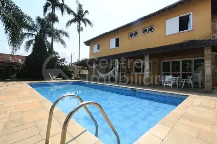 Casa com 4 Quartos à venda, 220m² no Josedy, Peruíbe