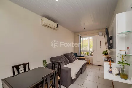 Casa com 2 Quartos à venda, 48m² no Restinga, Porto Alegre
