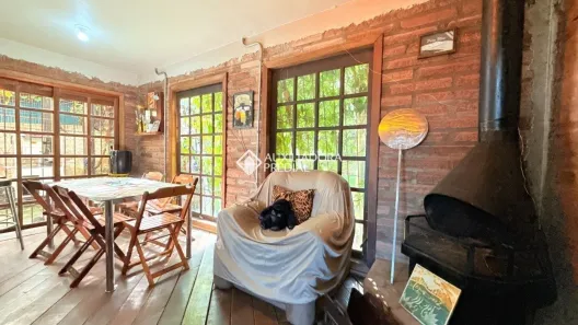 Casa com 4 Quartos para alugar, 150m² no Vila Nova, Porto Alegre