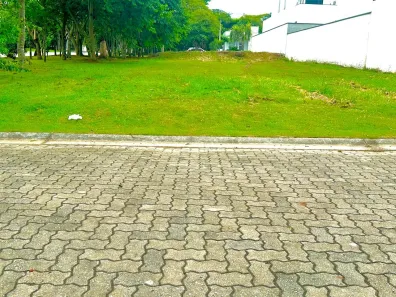 Lote/Terreno à venda, 300m² no Vereda dos Manacás, Pindamonhangaba